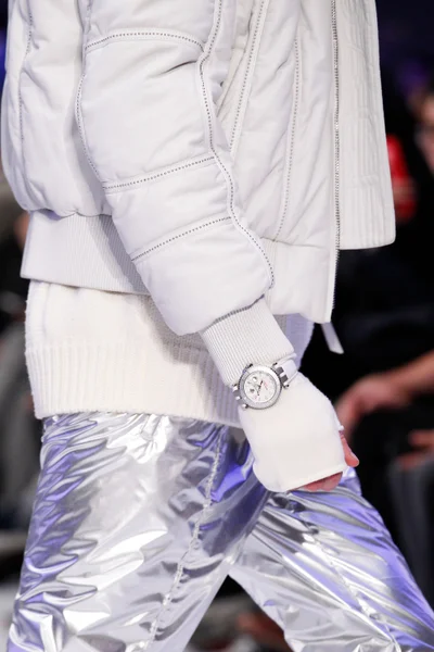 Look 20